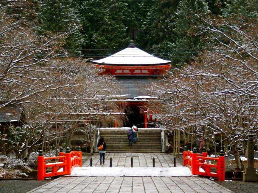 Good Reasons to Visit Japan in the Winter - Travel Dudes