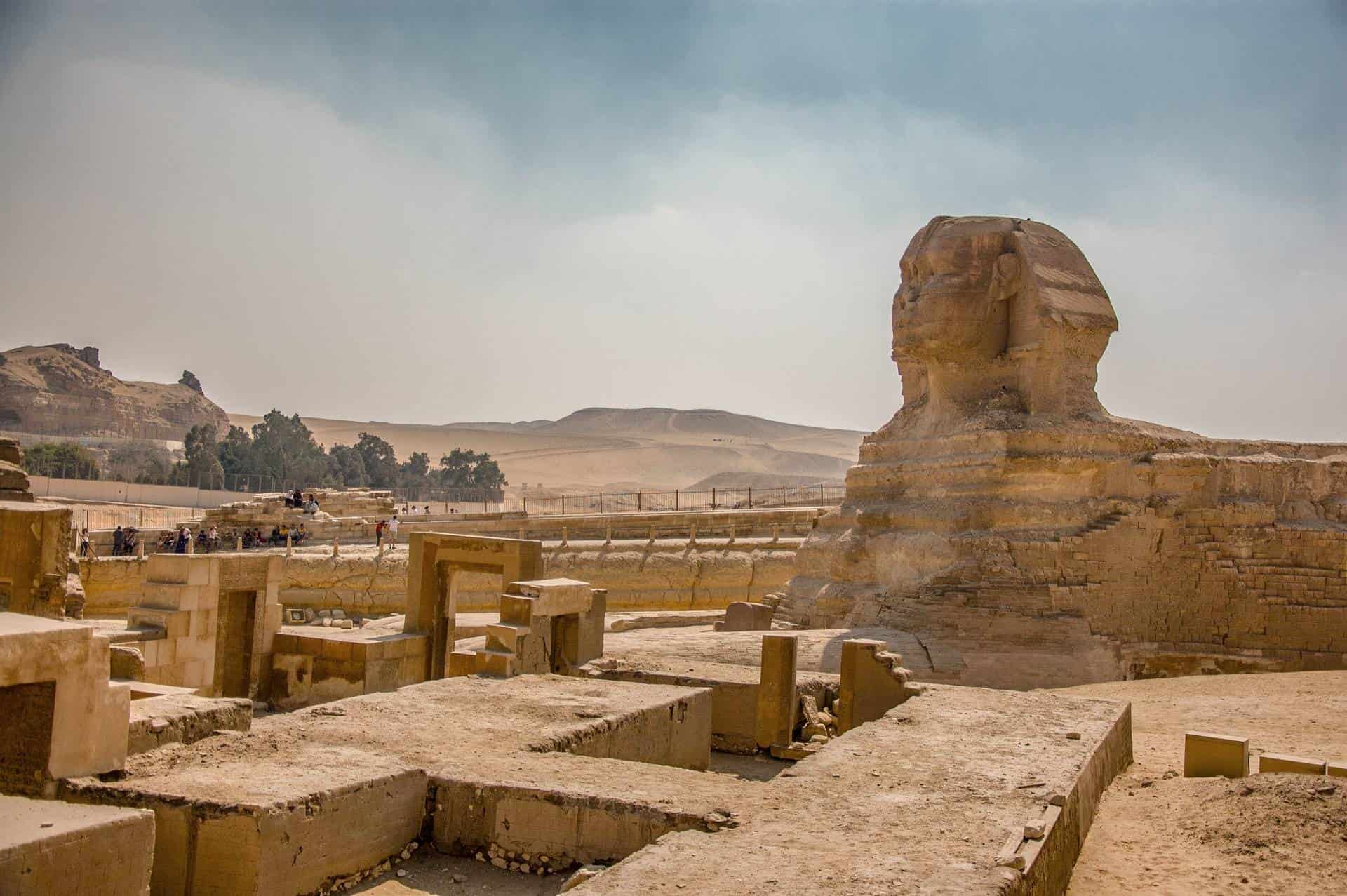 Walking Inside The Pyramids Of Giza Egypt Travel Dudes