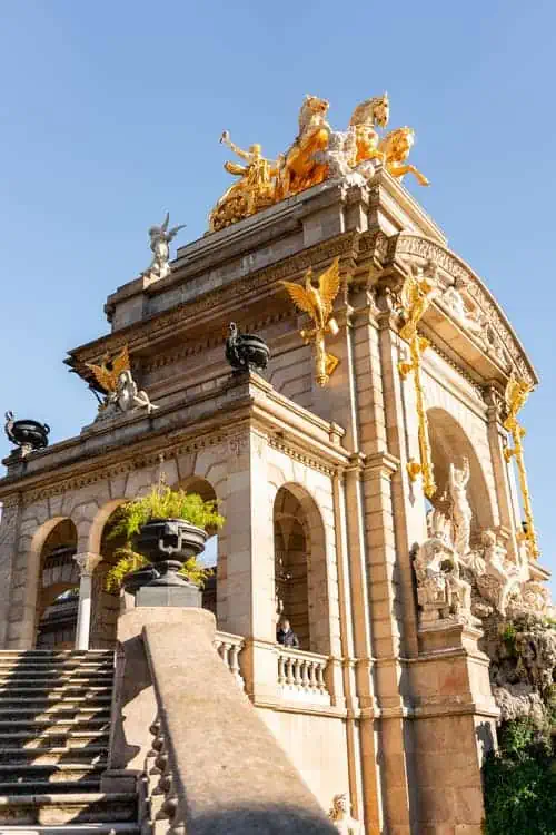 Pusat Olahraga Kota Parc de la Ciutadella di Barcelona